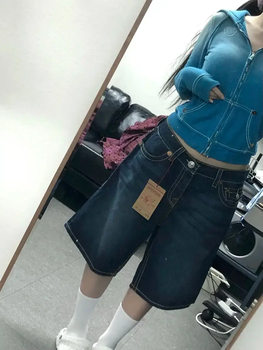 thumbnail-4